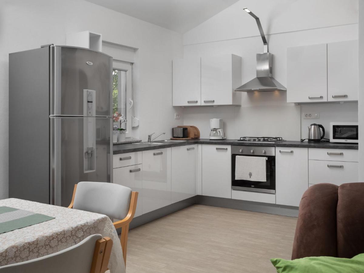 Holiday Home Lavendel - Mlk159 By Interhome Dobrinj المظهر الخارجي الصورة